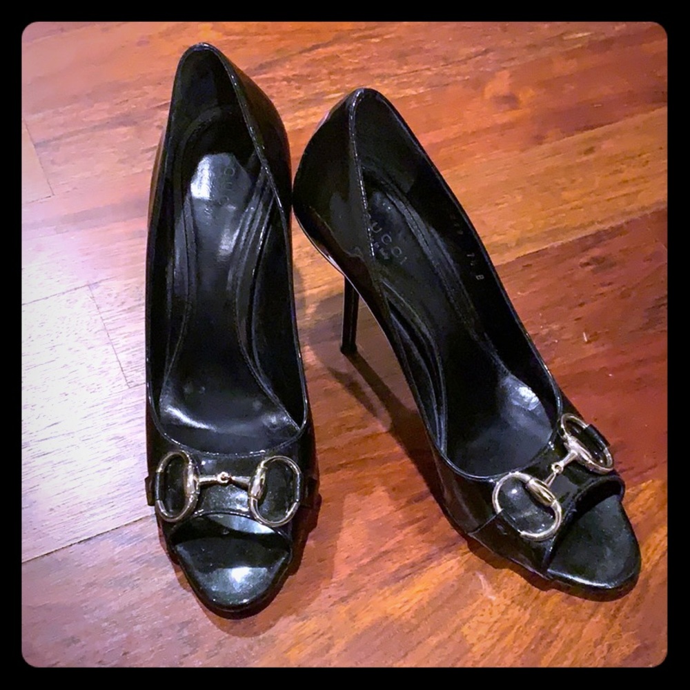 Gucci Horsebit Peep Toe Pumps 7.5